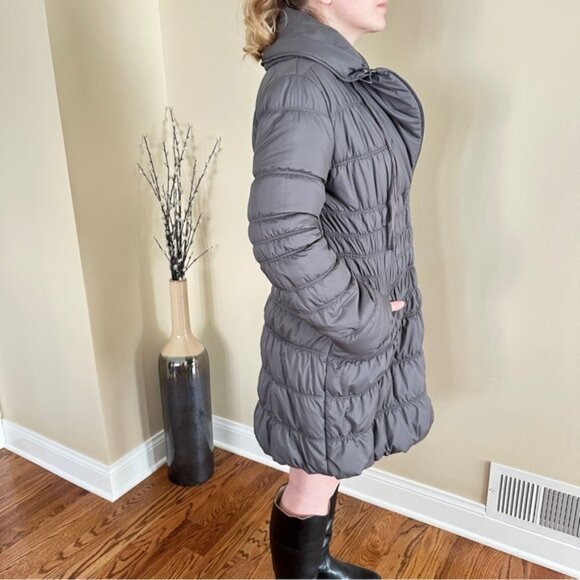 T Tahari Gray Puffer Fitted Women's Jacket Sz M, Preowned perfect condition - Picture 3 of 16